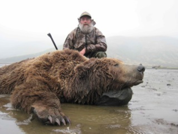 brown-bear-hunt